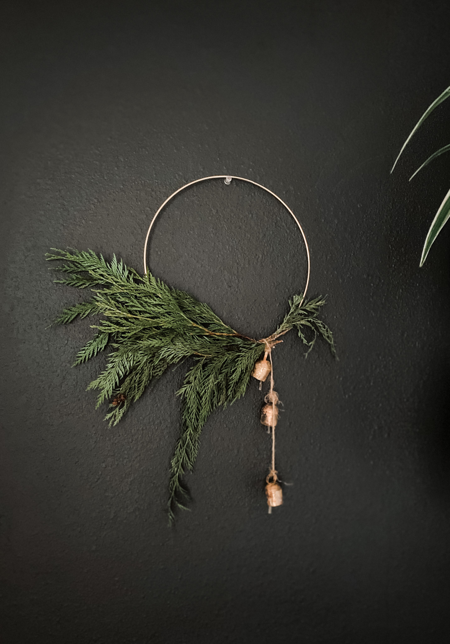 minimal hoop wreath